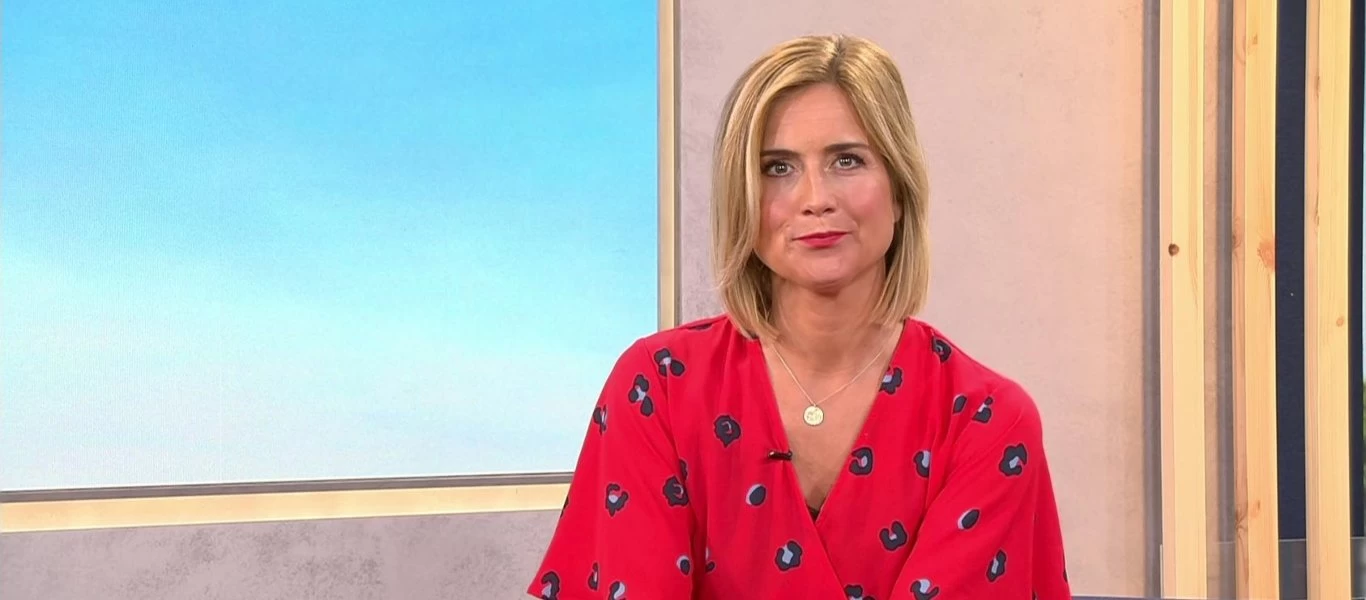 Δημοσιογράφος του RTL υποκρινόταν ότι βοήθησε πλημμυροπαθείς - Μουτζουρώθηκε με λάσπες για να την πιστέψουν (βίντεο)